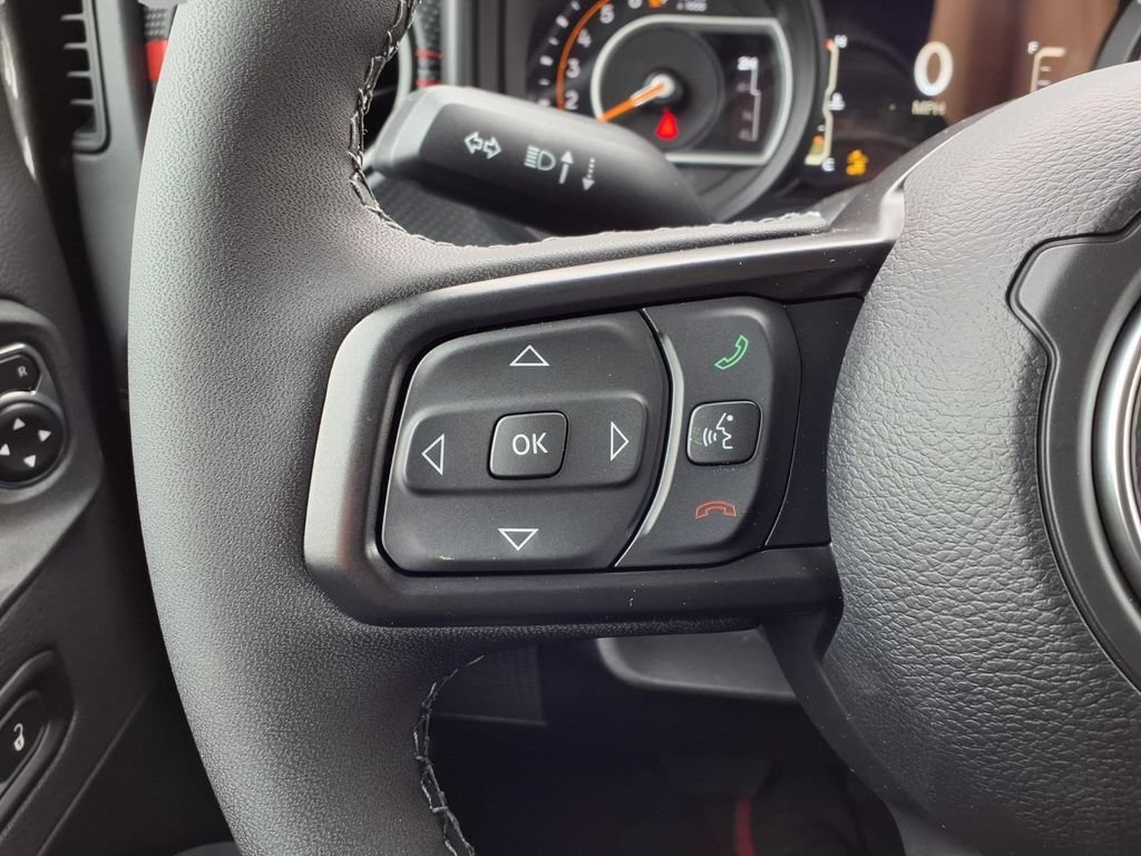 New 2026 Jeep Gladiator Sport AWD/4WD image 13