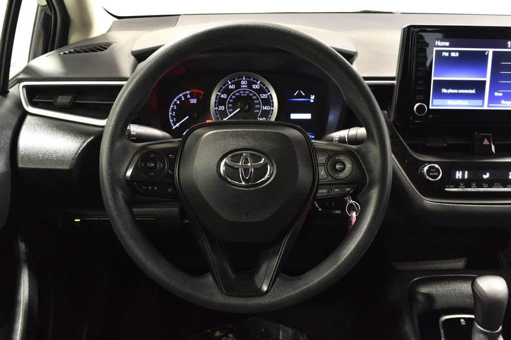 Used 2022 Toyota Corolla LE image 17