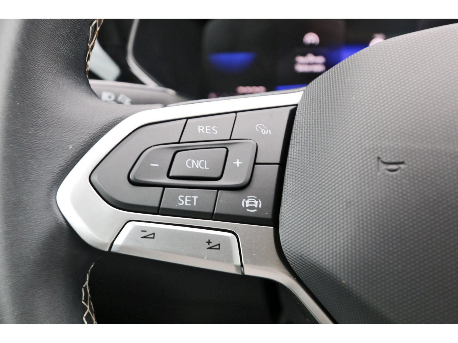 Used 2023 Volkswagen Taos S FWD image 17