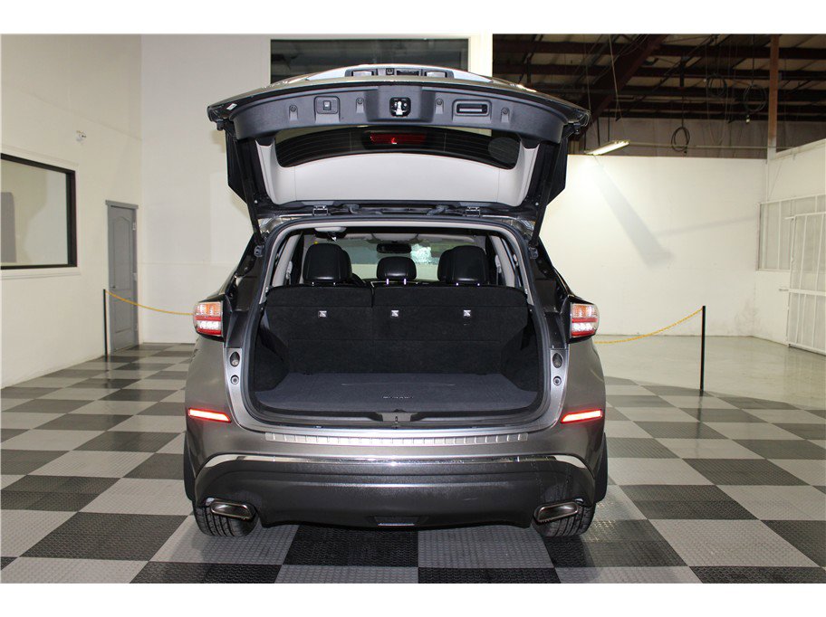 Used 2018 Nissan Murano Platinum w/ Cargo Package image 21