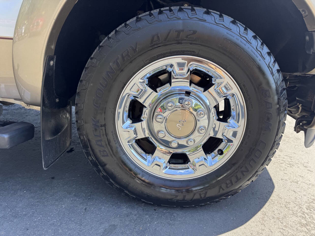 Used 2013 Ford F250 King Ranch w/ King Ranch w/Chrome Pkg image 18