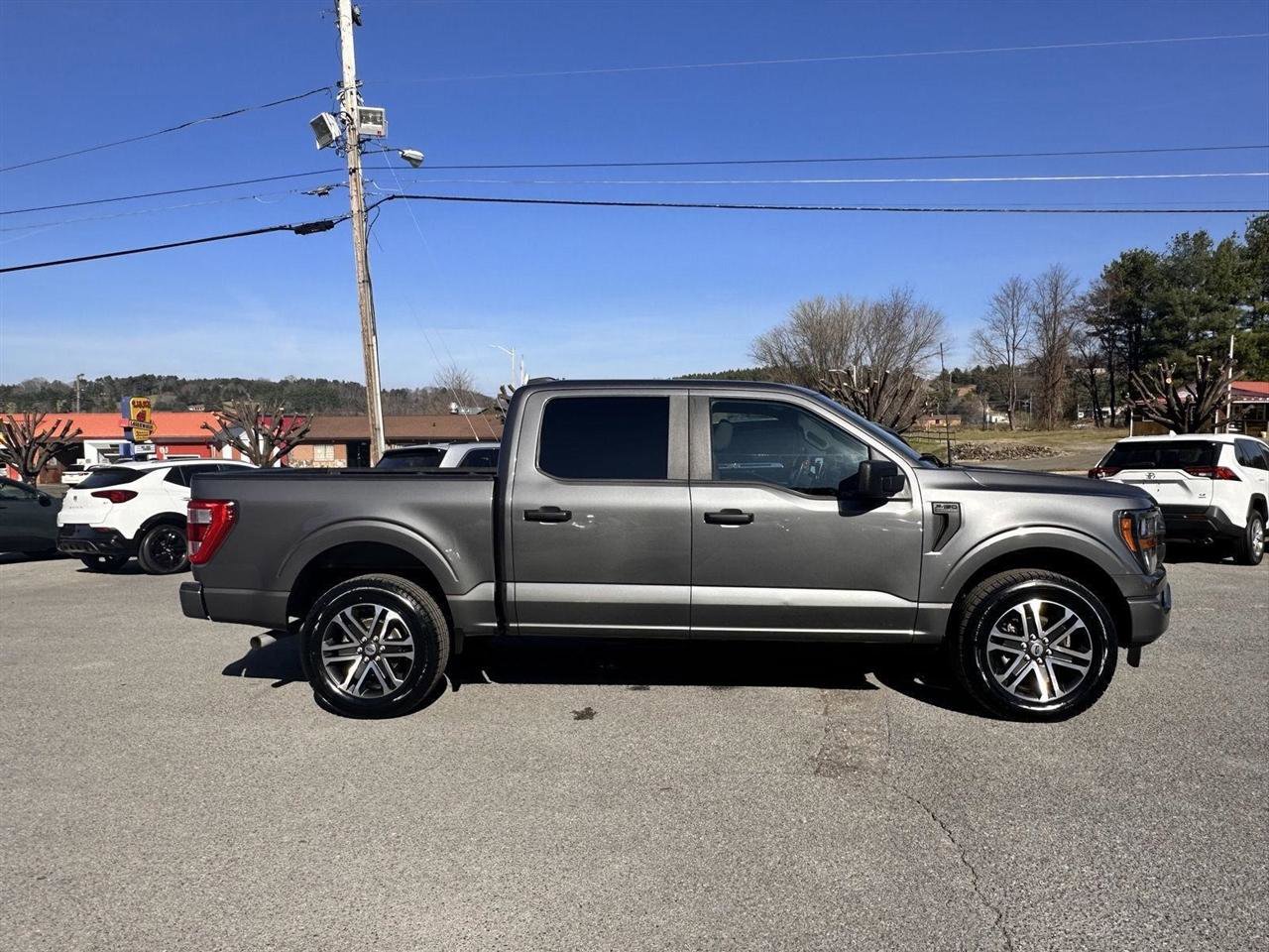 Used 2023 Ford F150 XL w/ STX Appearance Package AWD/4WD image 4