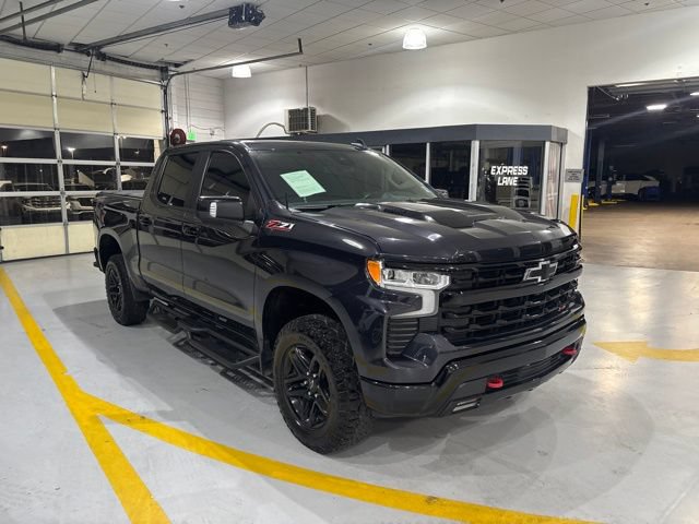 Used 2022 Chevrolet Silverado 1500 LT Trail Boss w/ Convenience Package II AWD/4WD image 4