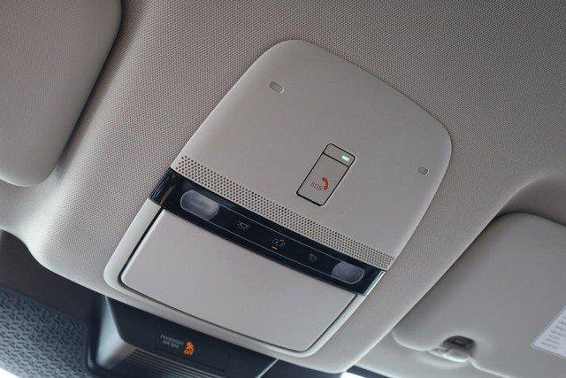 Used 2024 Nissan Ariya AWD image 17