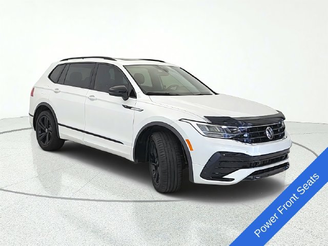 Used 2024 Volkswagen Tiguan SE R-Line AWD/4WD image 8