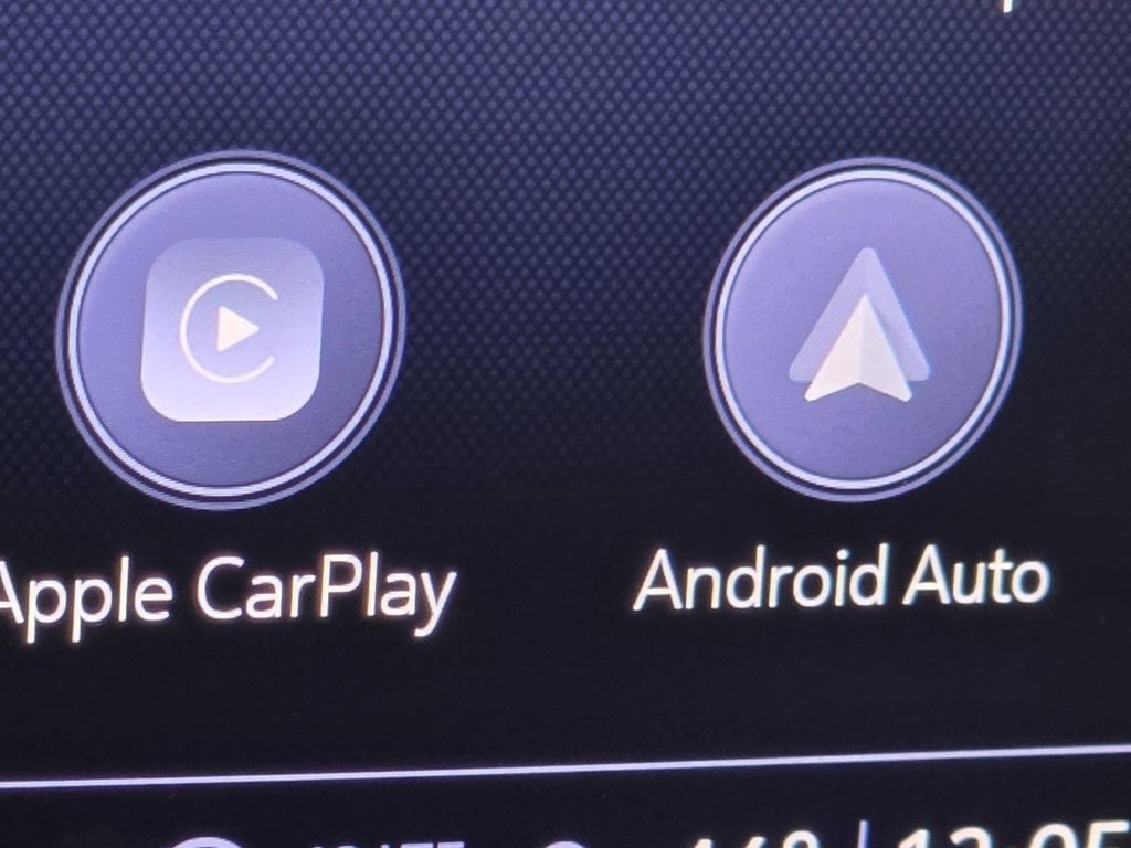 Used 2021 GMC Acadia Denali w/ Denali Technology Package image 5