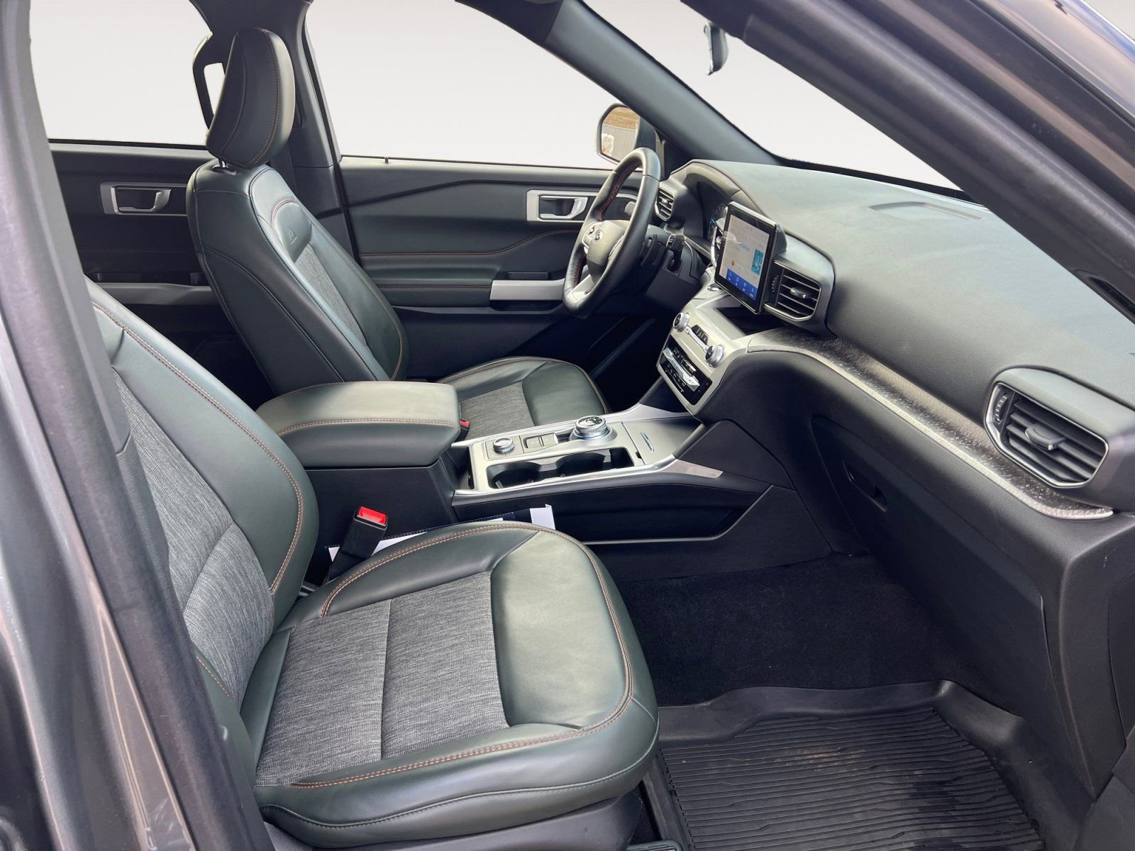 Used 2022 Ford Explorer Timberline image 15