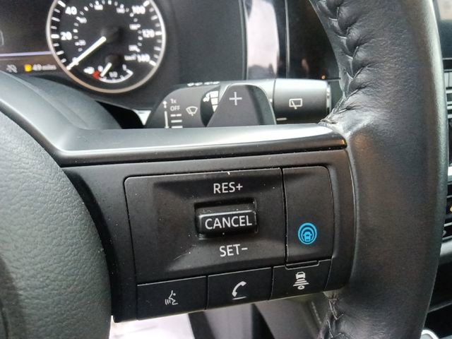 Used 2024 Nissan Pathfinder SV image 19