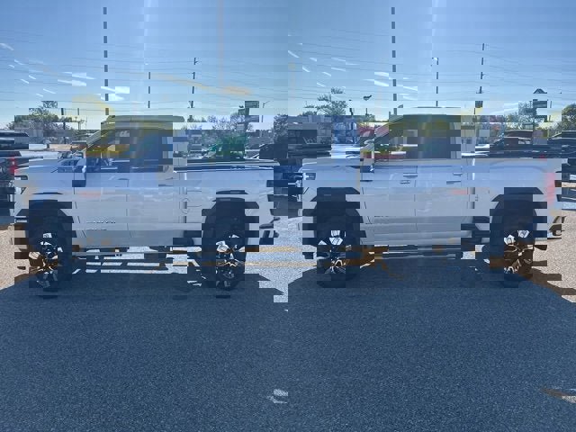 Certified 2025 GMC Sierra 3500 Denali w/ Denali Reserve Package image 6