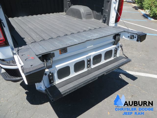 Used 2025 GMC Sierra 1500 AT4 AWD/4WD image 12