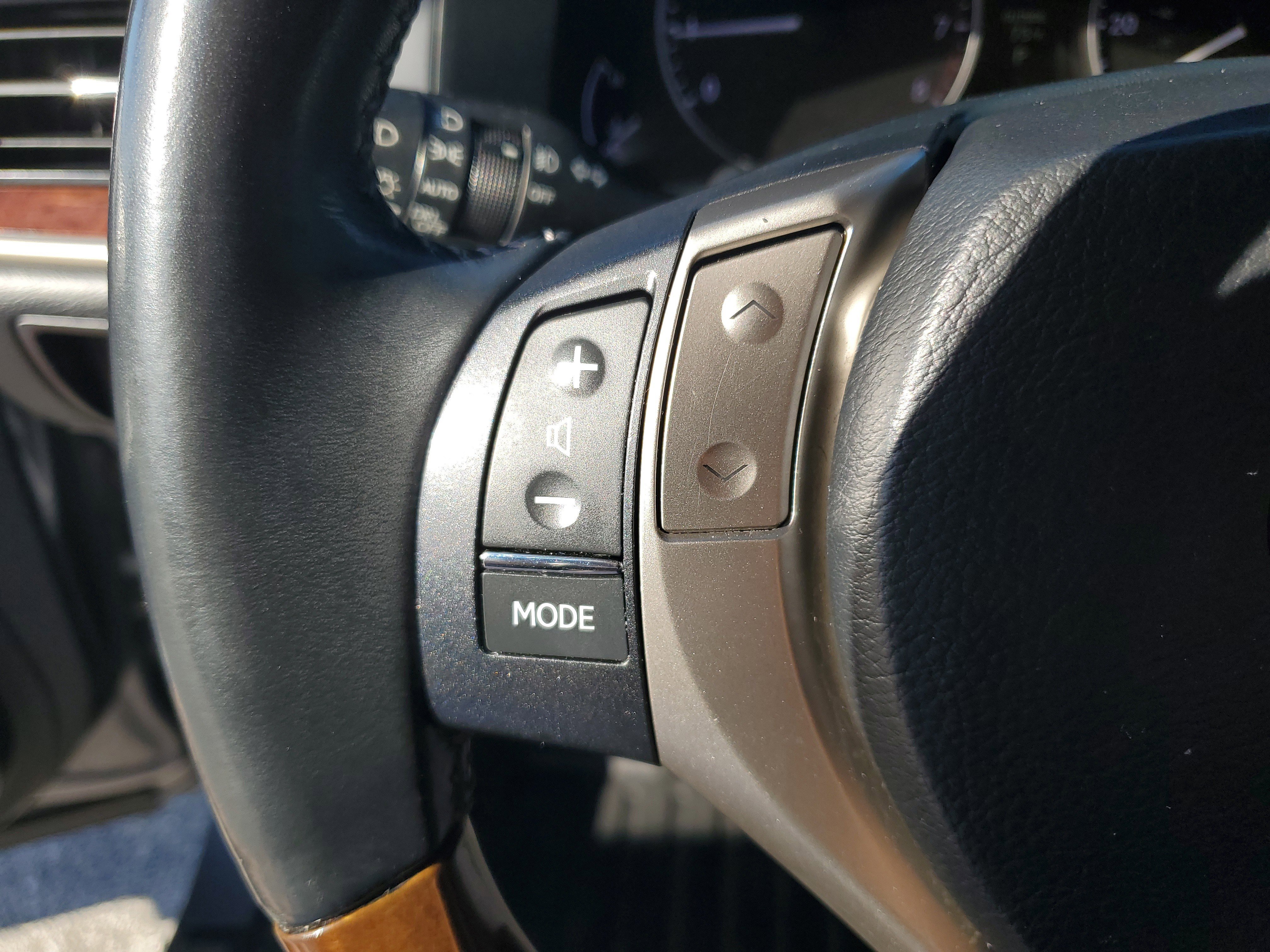 Used 2013 Lexus ES 350 image 18