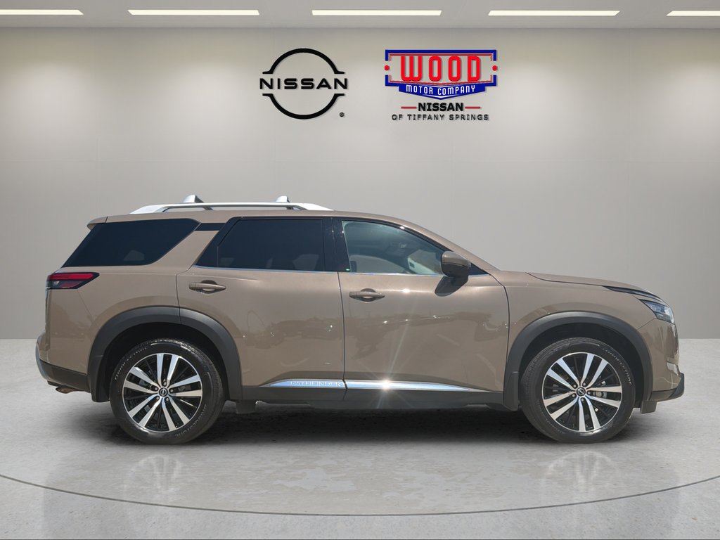 Certified 2024 Nissan Pathfinder Platinum AWD/4WD image 2