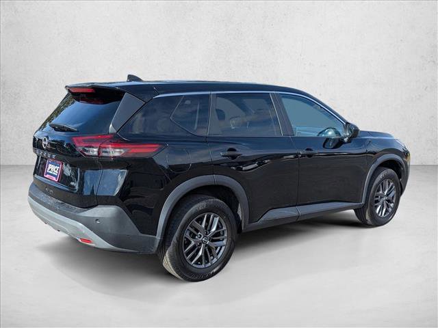 Used 2023 Nissan Rogue S image 5