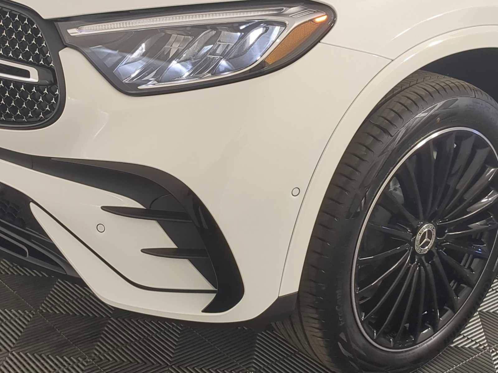 New 2026 Mercedes-Benz GLC 350e 4MATIC image 10