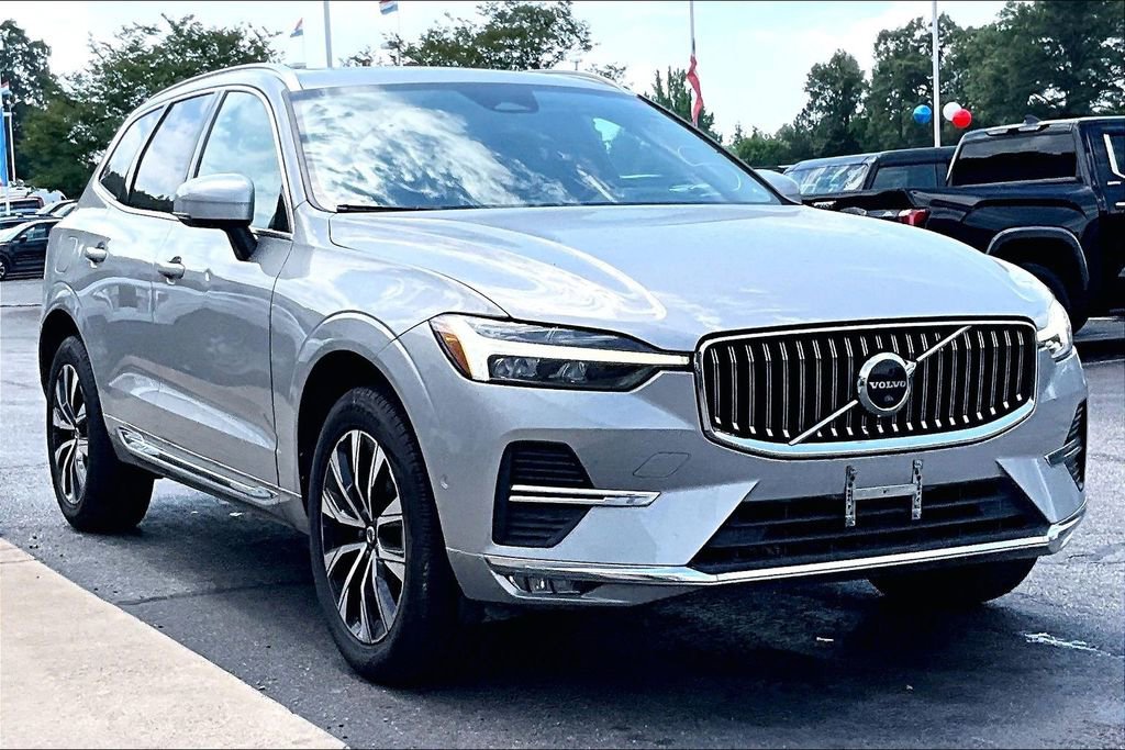 Used 2023 Volvo XC60 B5 Plus