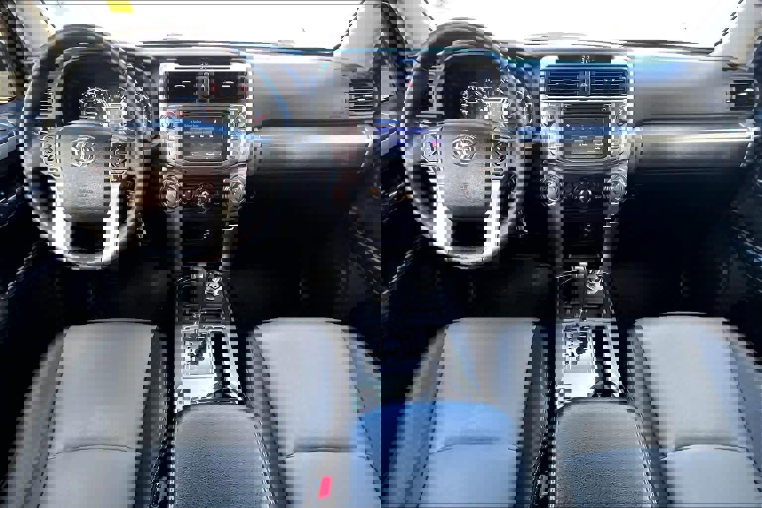 Used 2016 Toyota 4Runner SR5 Premium image 12