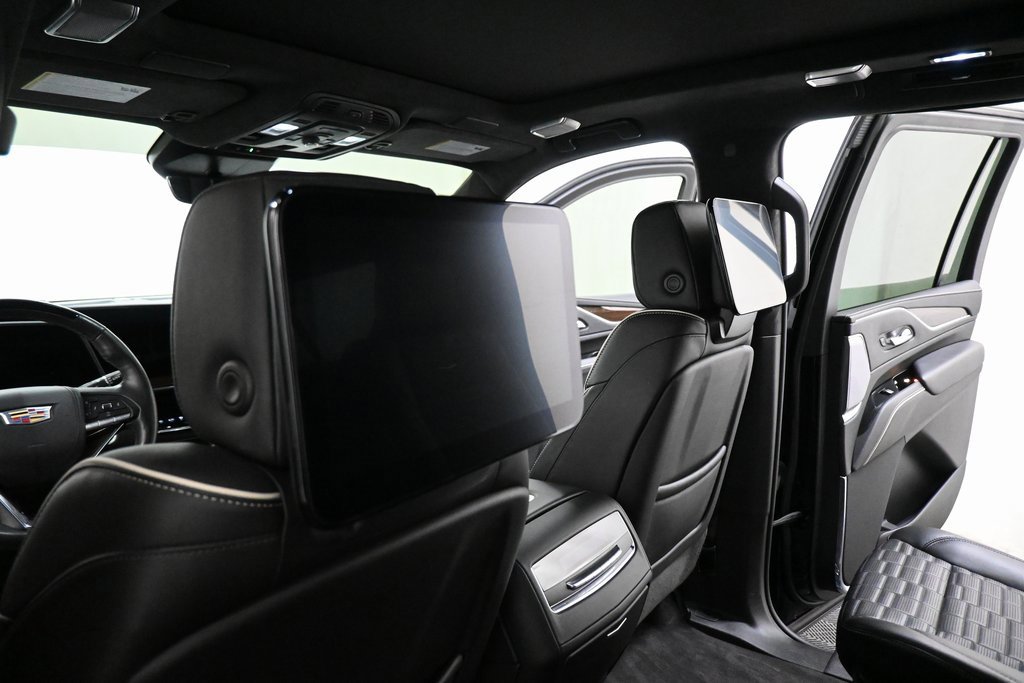 Used 2023 Cadillac Escalade ESV Sport Platinum image 30