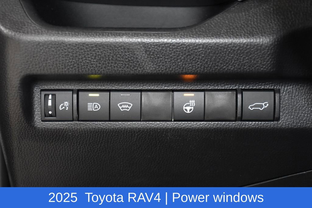 Used 2025 Toyota RAV4 XLE image 9