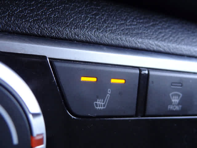Used 2024 Nissan Altima 2.5 SV w/ SV Premium Package FWD image 26