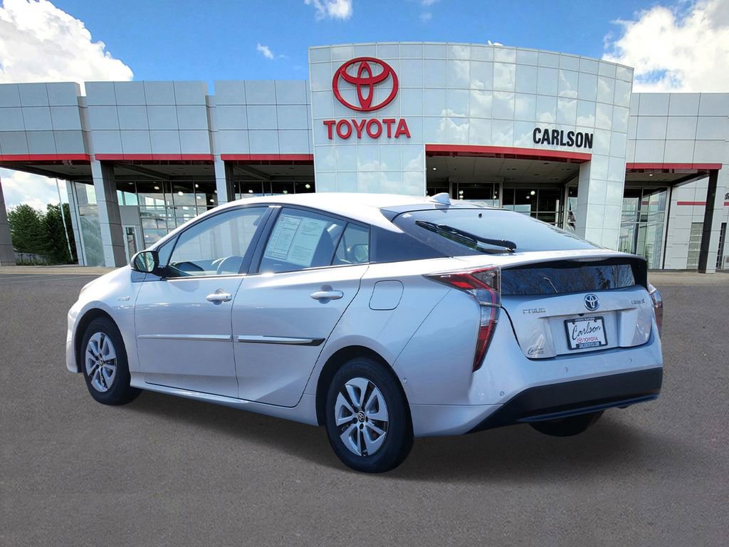 Certified 2018 Toyota Prius Three image 6