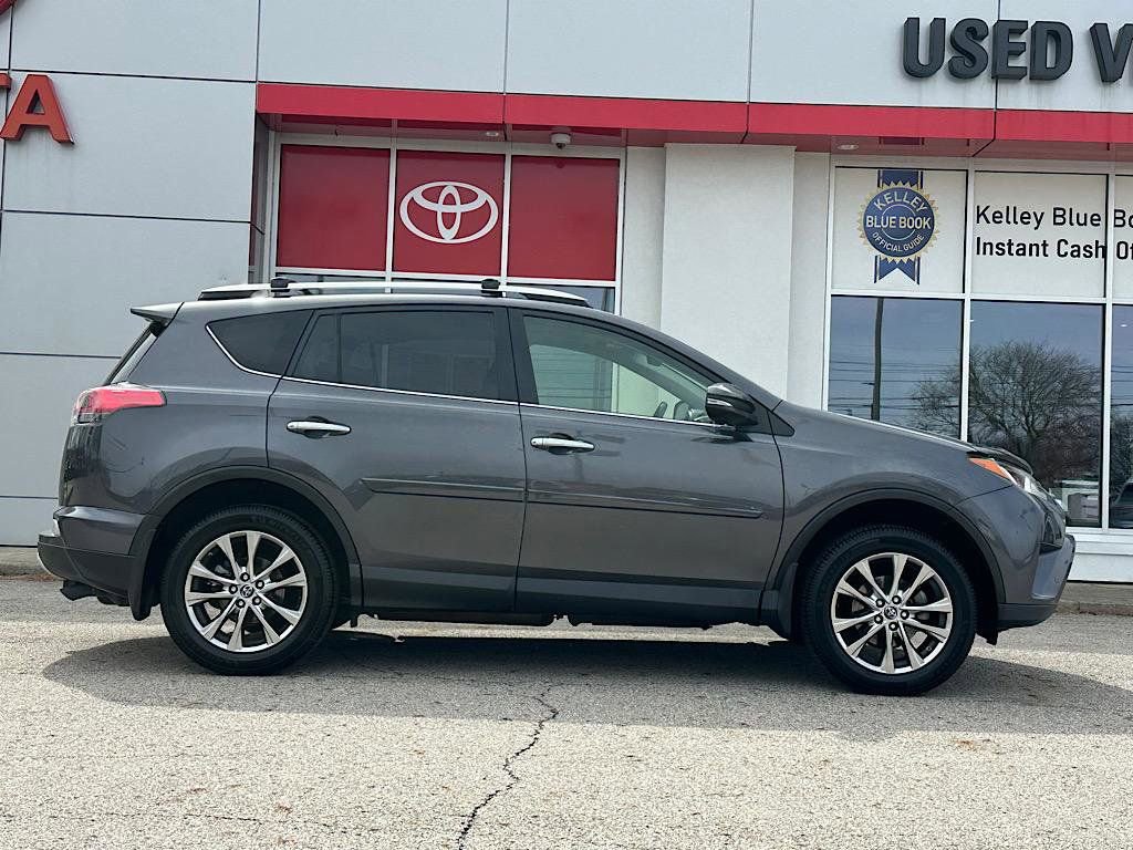 Used 2016 Toyota RAV4 Limited w/ Advanced Technology Package image 7