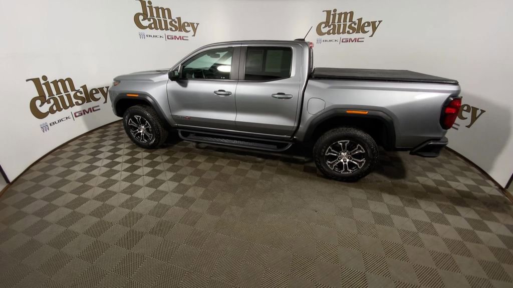 Used 2023 GMC Canyon AT4 w/ Technology Package AWD/4WD image 5