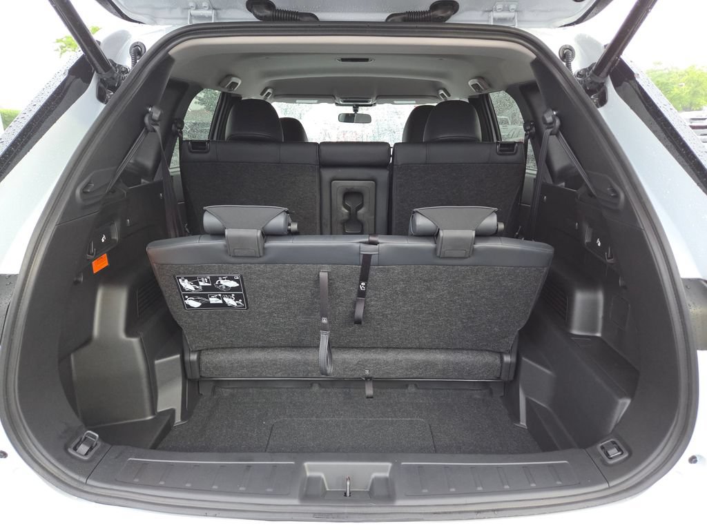 New 2026 Nissan Rogue SL AWD/4WD image 18