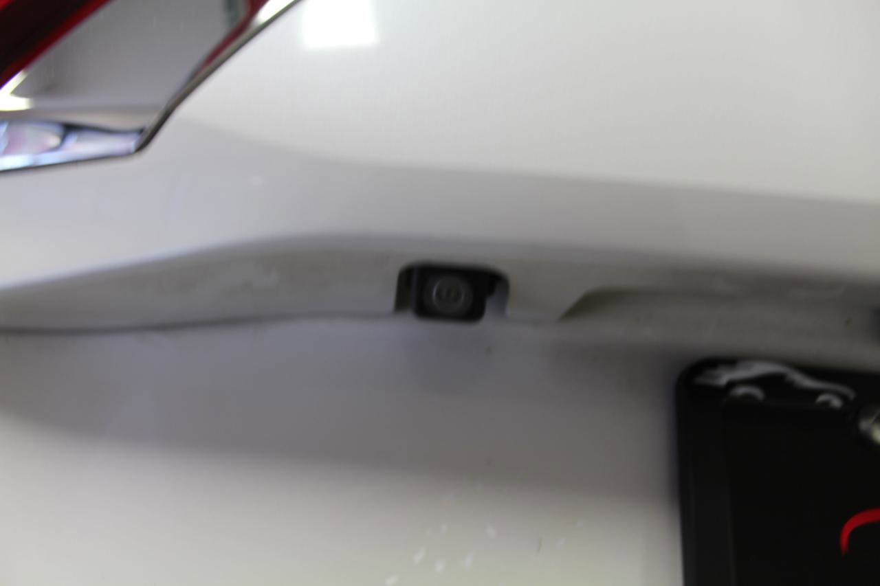 Used 2018 Mitsubishi Outlander GT AWD/4WD image 32