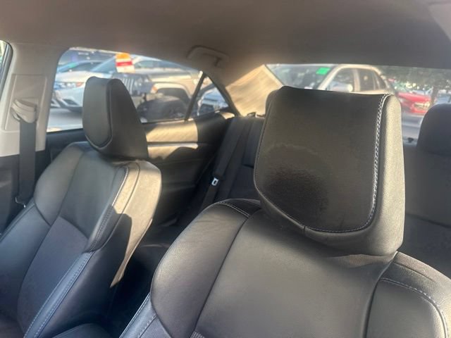 Used 2017 Toyota Corolla SE FWD image 9