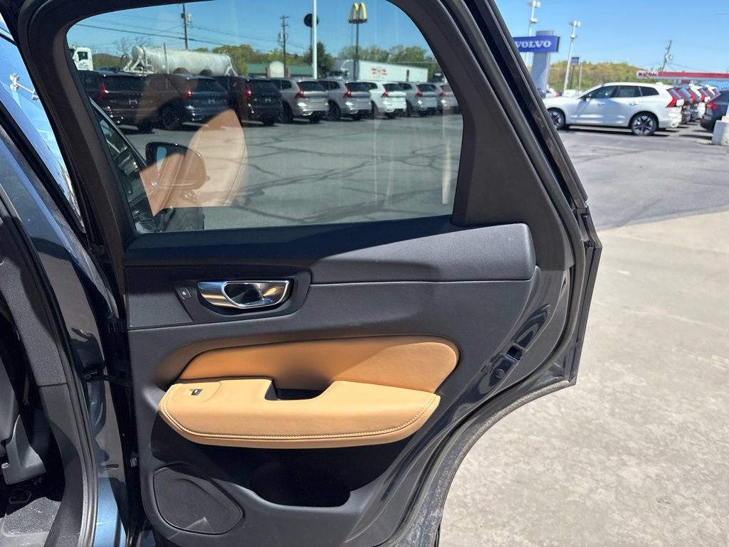 Certified 2023 Volvo XC60 B6 Ultimate AWD/4WD image 36