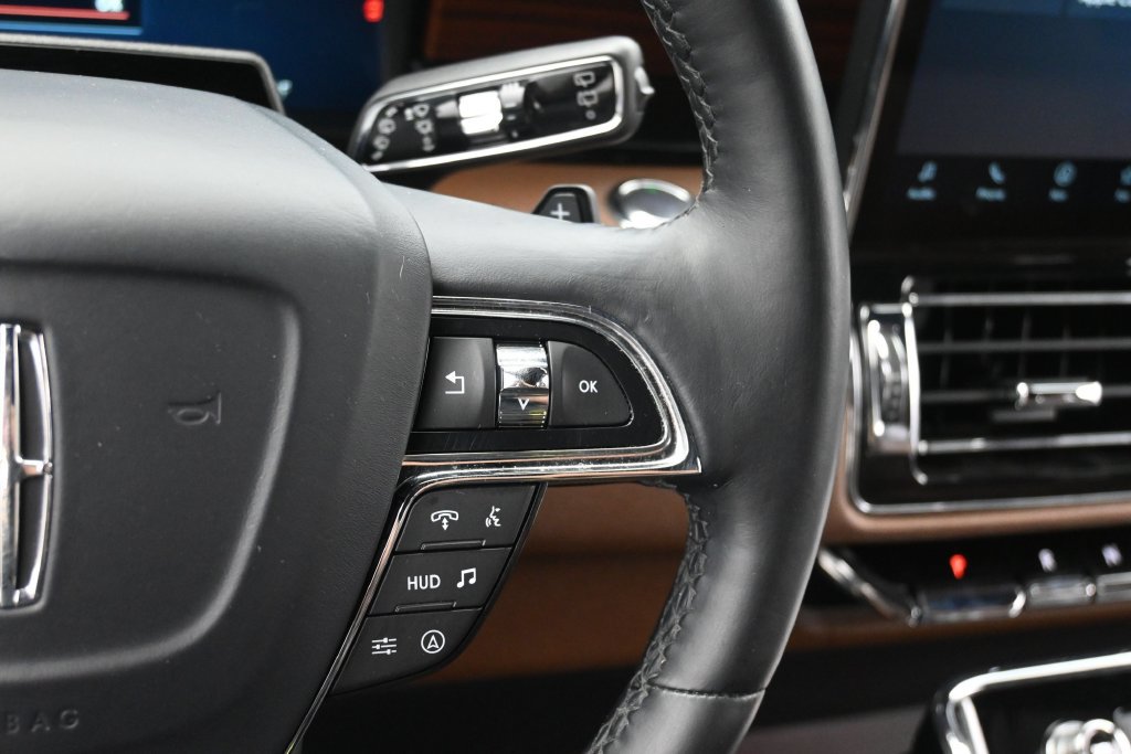 Used 2023 Lincoln Navigator Reserve RWD image 10