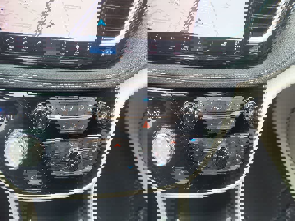 Used 2022 Chrysler Pacifica Limited image 19