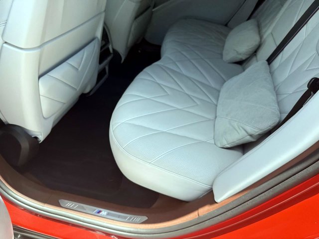 Used 2023 BMW XM AWD/4WD image 14