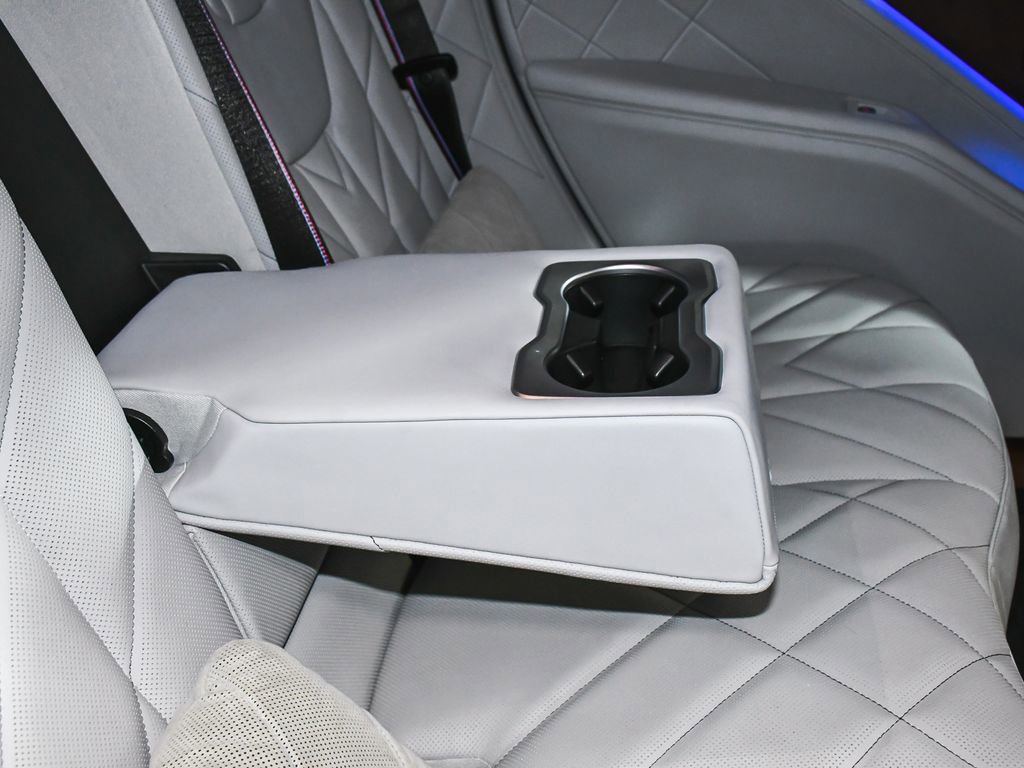 Used 2023 BMW XM AWD/4WD image 59