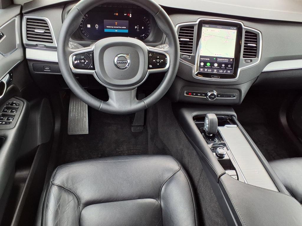 Used 2023 Volvo XC90 B5 Core w/ Protection Package Premier AWD/4WD image 15