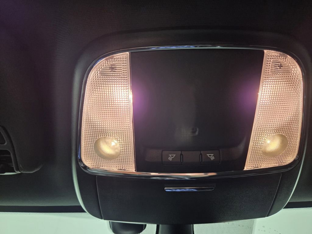 Certified 2022 Jeep Grand Cherokee Laredo E image 16