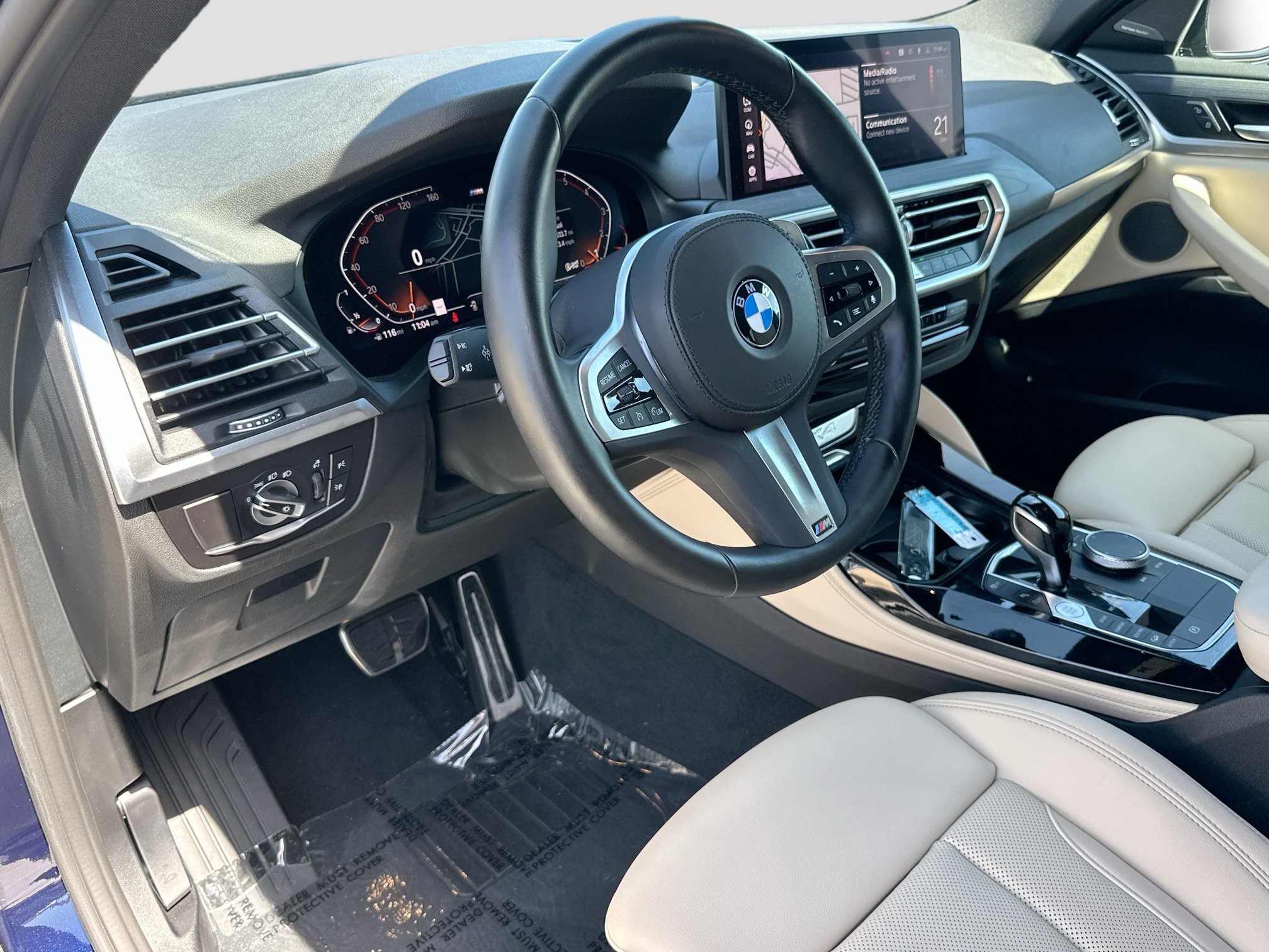 Used 2024 BMW X4 xDrive30i w/ M Sport Package AWD/4WD image 9