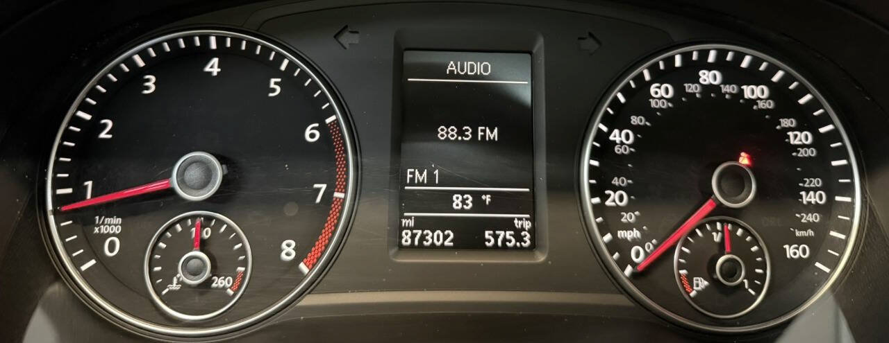Used 2015 Volkswagen Passat 1.8T SE FWD image 14