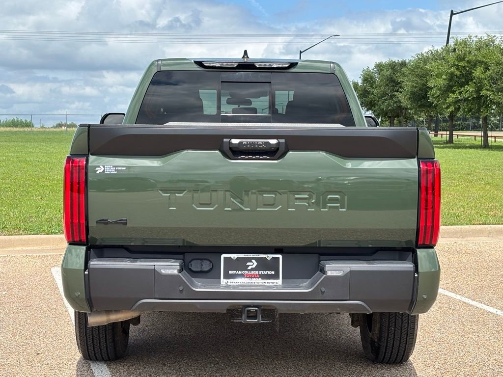 Used 2022 Toyota Tundra SR5 w/ SR5 Convenience Package image 6
