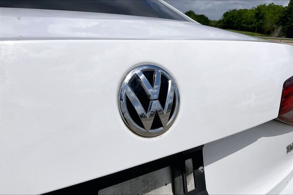 Used 2016 Volkswagen Jetta SEL image 26