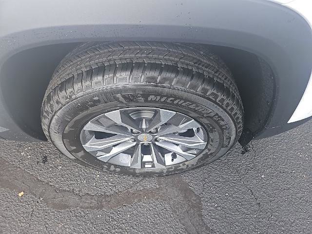 New 2026 Chevrolet Equinox LT w/ Convenience Package II image 9