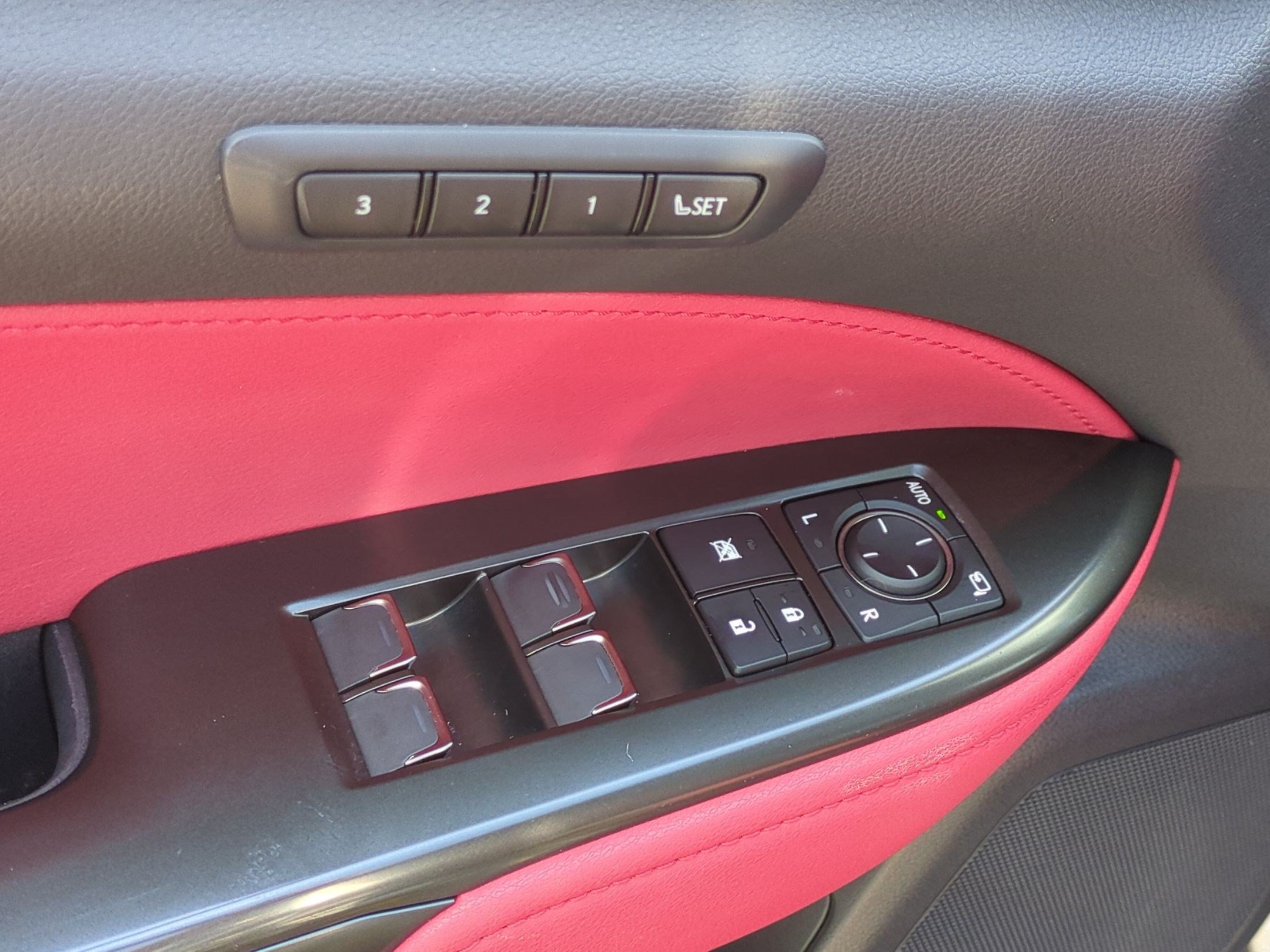Used 2025 Lexus NX 450h+ F Sport w/ Accessory Package (2T) AWD/4WD image 15