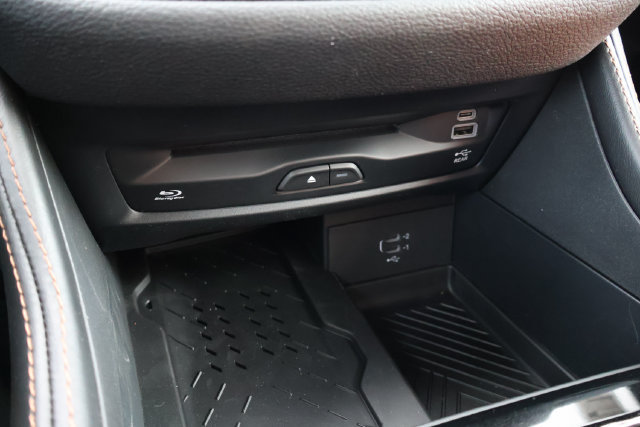 New 2026 Chrysler Pacifica Pinnacle FWD image 19