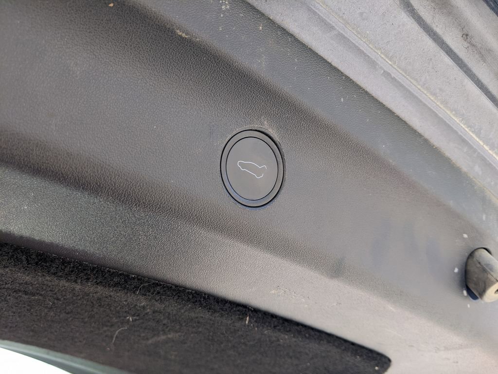 Used 2020 Tesla Model Y Long Range image 29