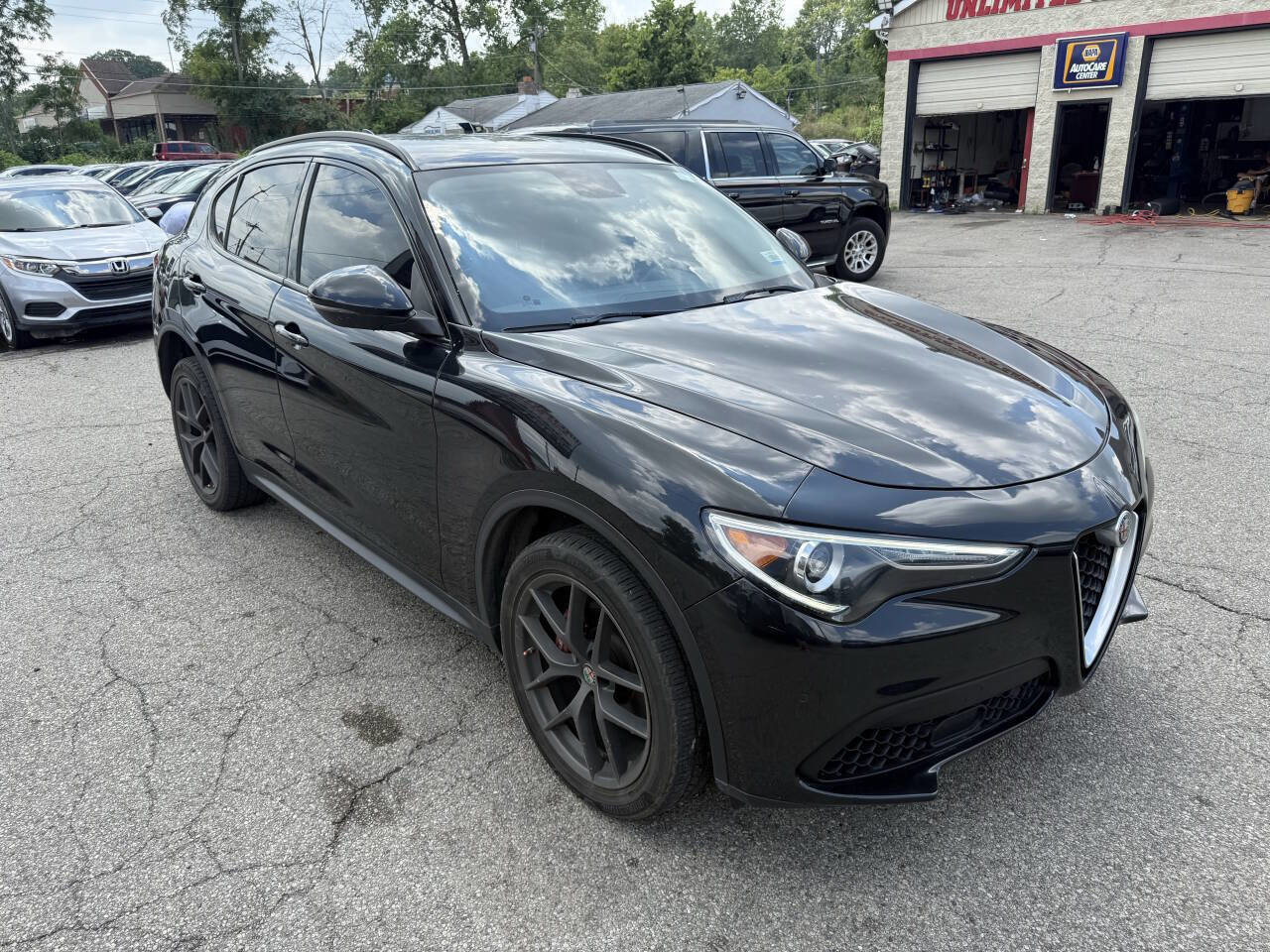 Used 2018 Alfa Romeo Stelvio Sport w/ Quick Order Package 22J Sport image 5