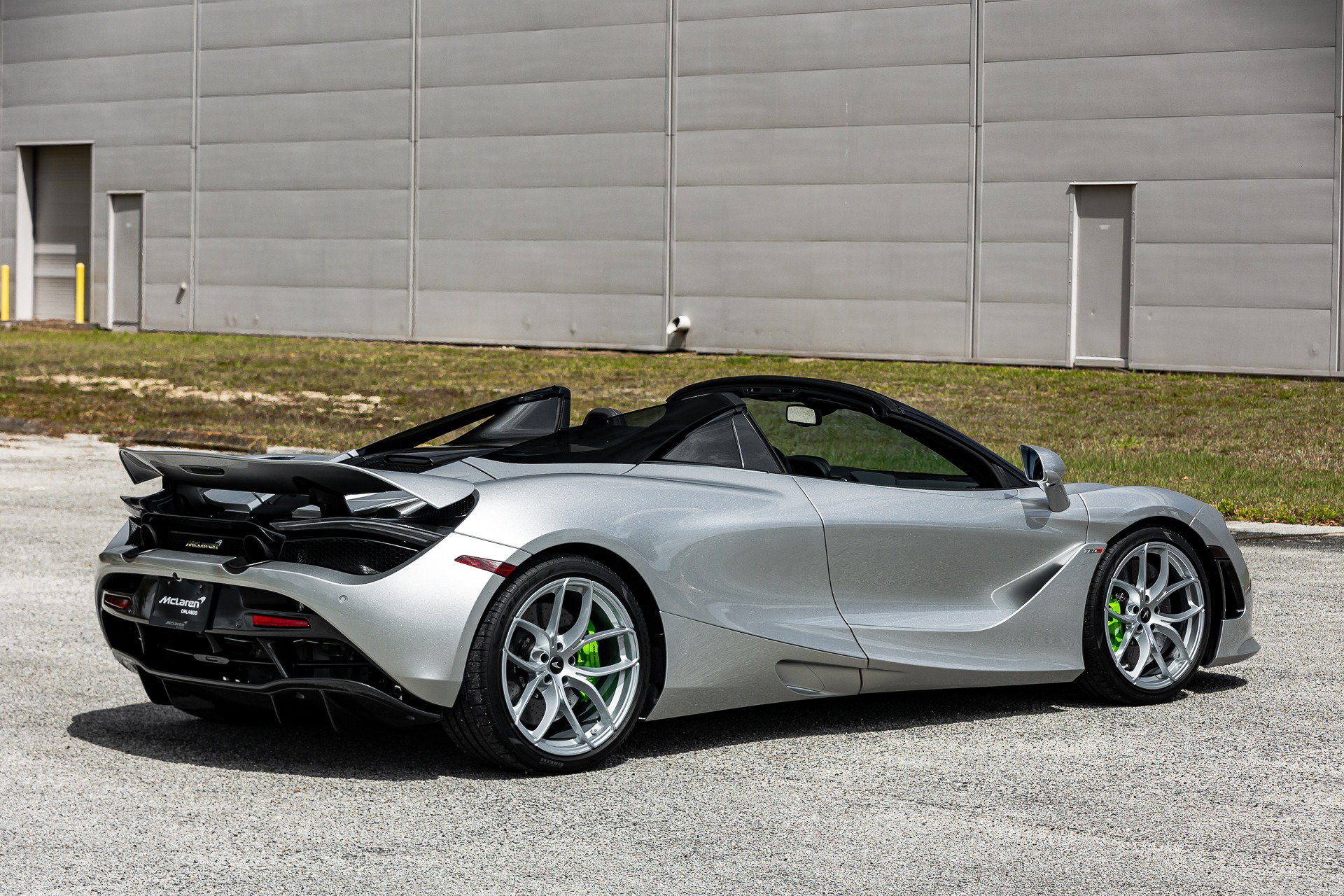 Used 2020 McLaren 720S Luxury RWD image 4