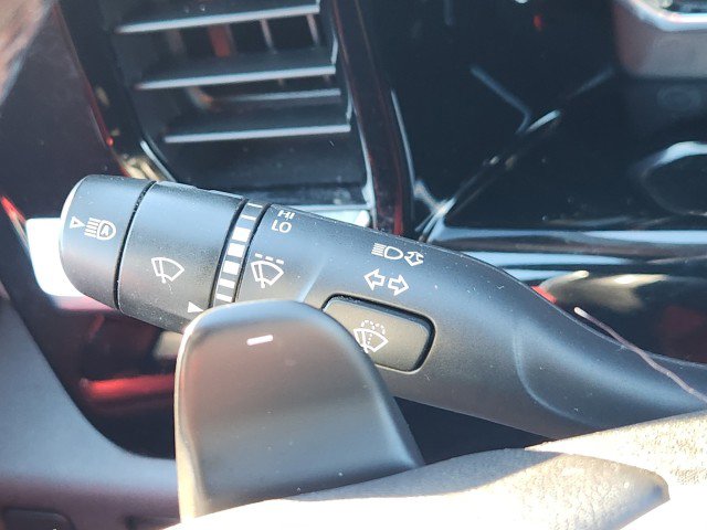 Used 2022 GMC Sierra 1500 Elevation image 42