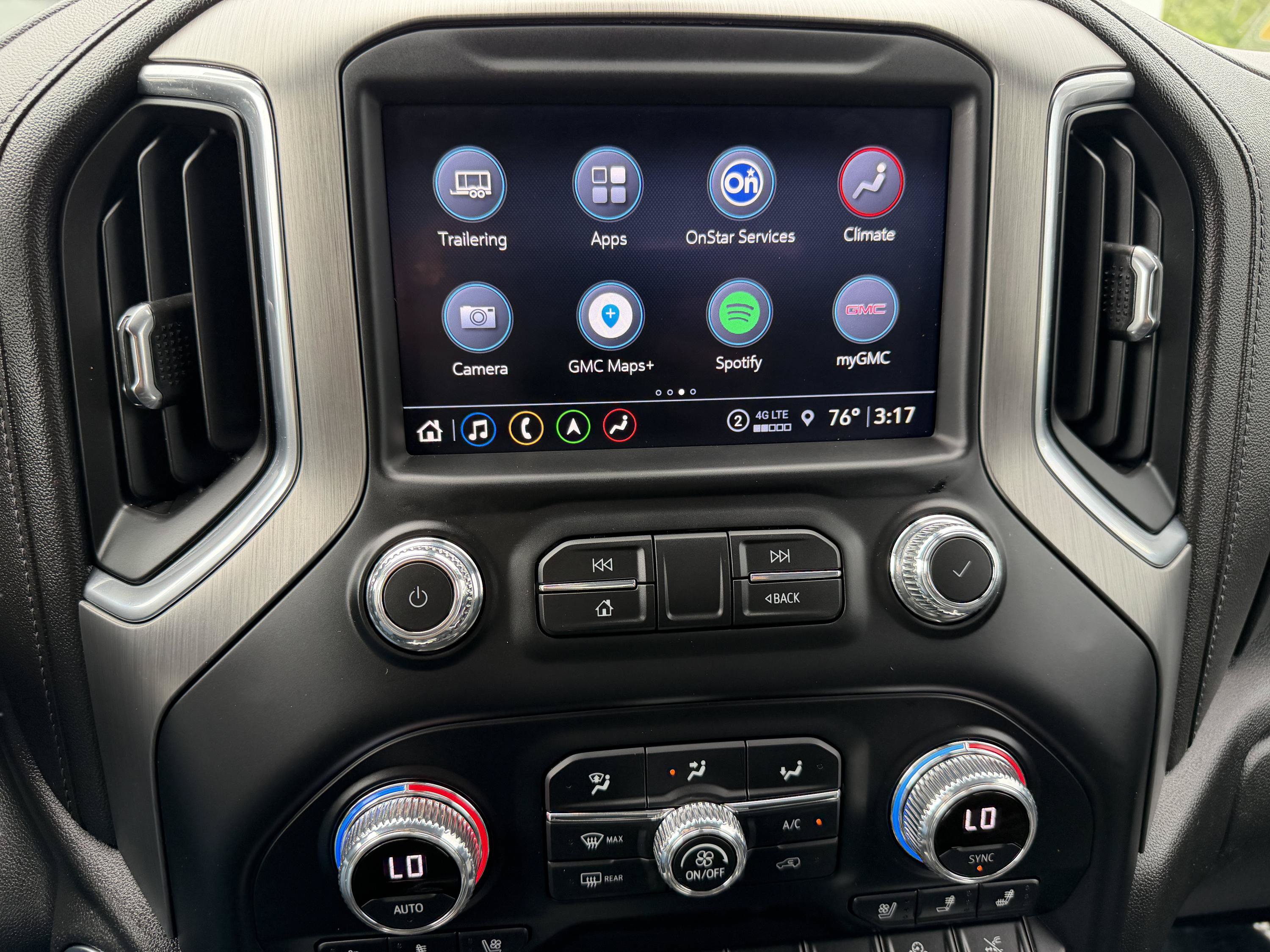 Used 2022 GMC Sierra 1500 Denali w/ Denali Premium Package AWD/4WD image 22