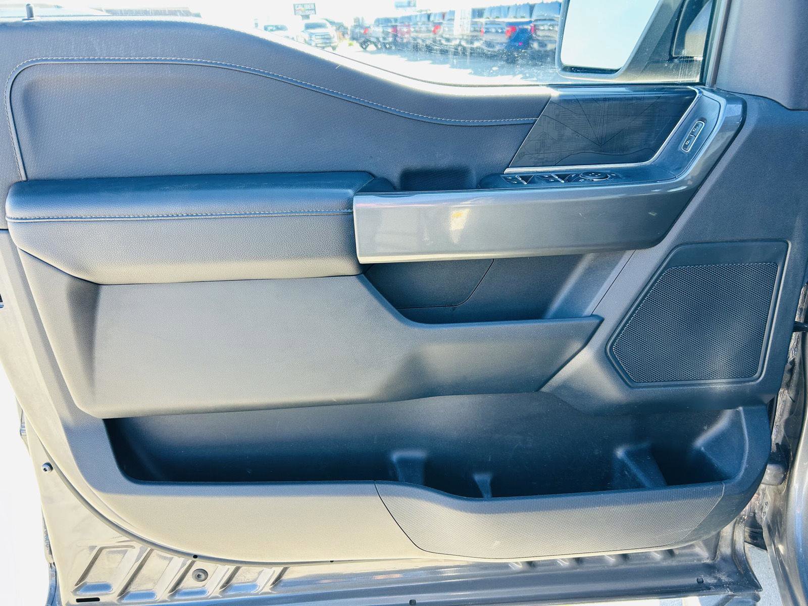 Used 2022 Ford F150 XLT w/ Equipment Group 302A High image 11