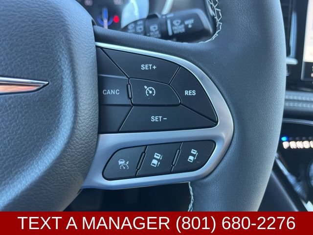 New 2026 Chrysler Pacifica Select FWD image 28